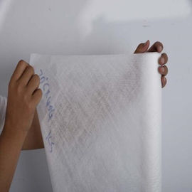 Amostra grátis de tecido não tecido solúvel em água fria PVA branco de 40 graus em rolos